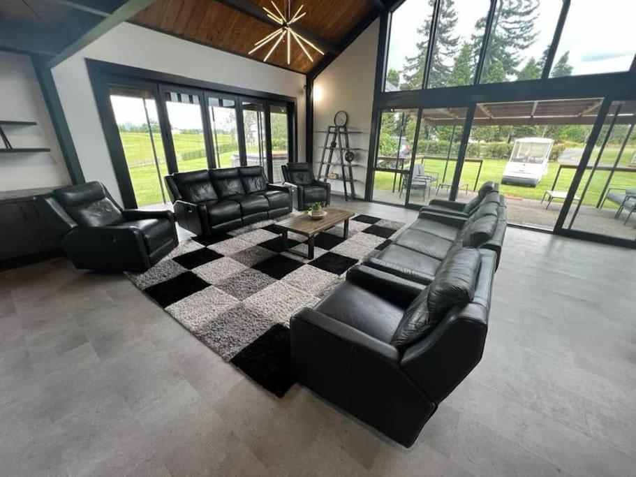 The Clubhouse Villa Хамилтън Екстериор снимка